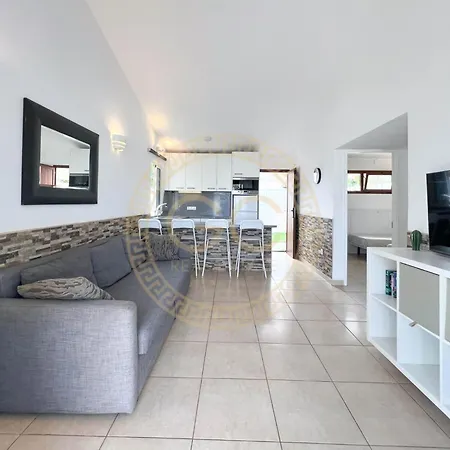 Апартаменты Yumbo Garden Playa Del Ingles Сан-Бартоломе